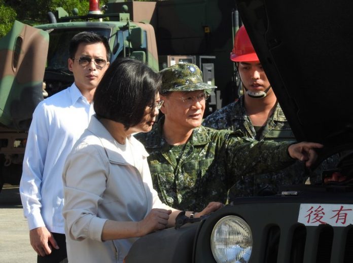 蔡・総統:国軍は最も頼もしい後ろ盾